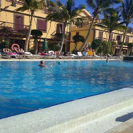 Oasis Club (adults Only) *