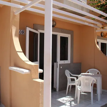 Oasis Club (adults Only) Apartment